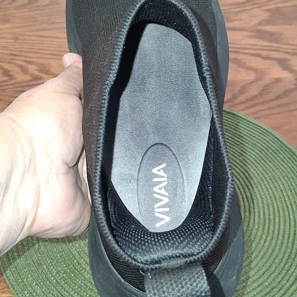 Vivaia Black Water Repellant Comfort Utility Urban Chelsea Ankle Boots Size 40